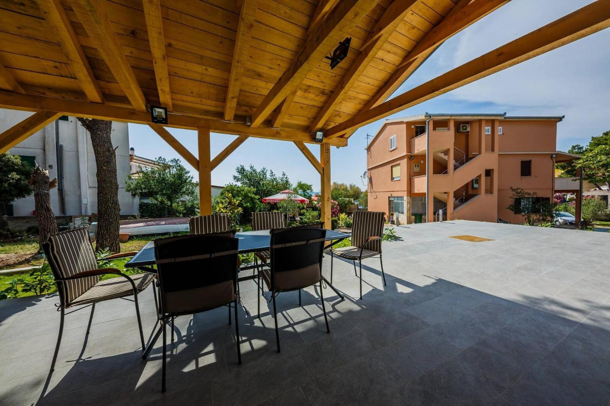 Apartmani Savin Brodarica Kültér fotó